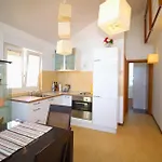 Apartment Blizu Plaze U Betini Betina (Sibenik-Knin)