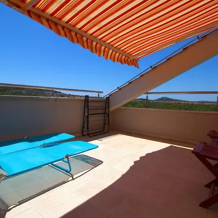 Blizu Plaze U Betini