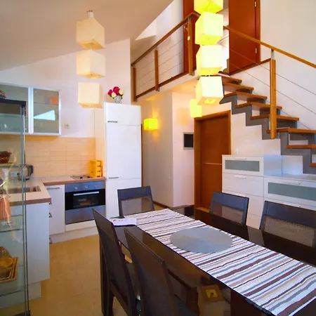 Apartment Blizu Plaze U Betini Betina (Sibenik-Knin)