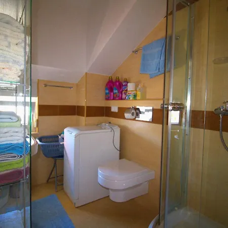 Appartement Blizu Plaze U Betini *